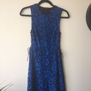 TopShop Royal Blue Floral Lace-Up Sheath Dress 4